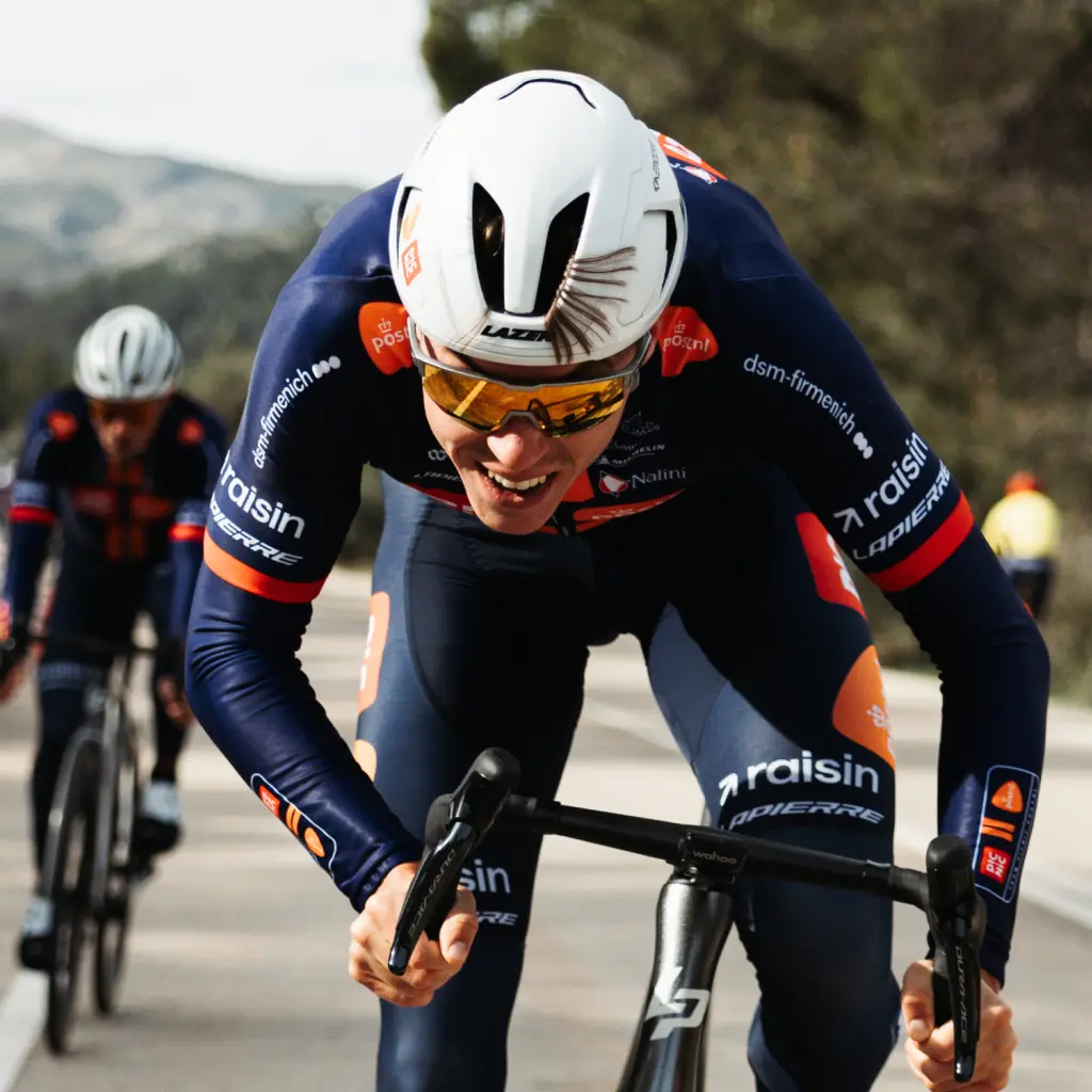 Raisin DE Team PicNic Partnerschaft Radfahrer von Team PicNic PostNL mit dem Raisin Trikot